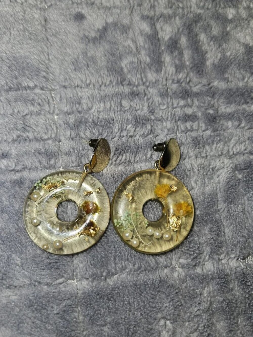 Handmade Clear Resin Hoop Earrings with Pressed Yellow Flowers and Faux Pearls -